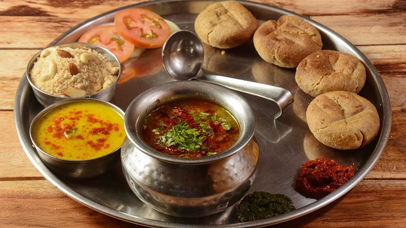 Food Lover’s Travel Guide - Best Culinary Tours in India