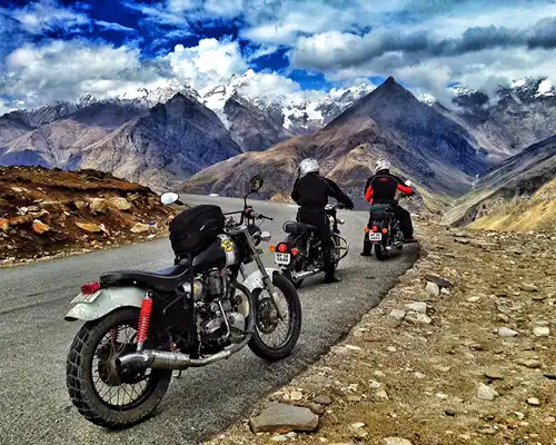 Bike Ride to Khardung La