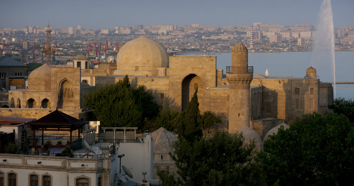 Top Places to Visit in Baku Tour Packages
