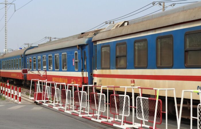 Vietnam Transport Guide