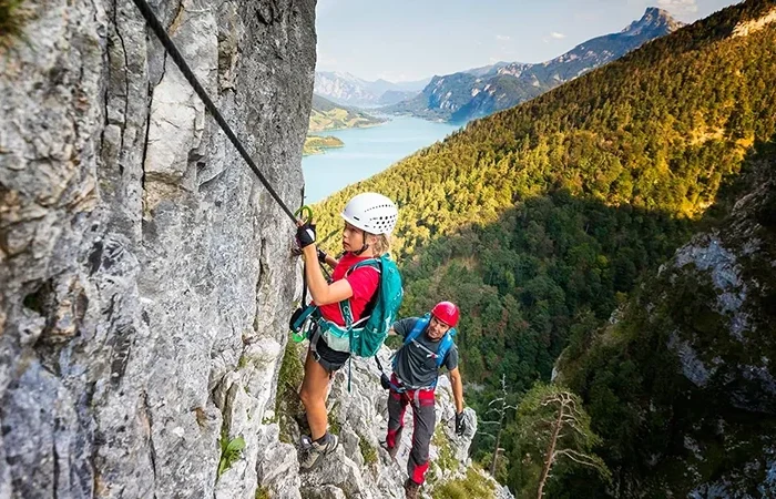 Understanding-Adventurous-Family-Travelers-and-The